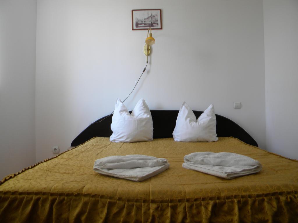 Hotel River Târgu Jiu Rom bilde