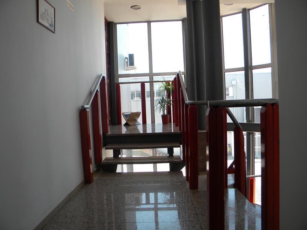 Hotel River Târgu Jiu Rom bilde