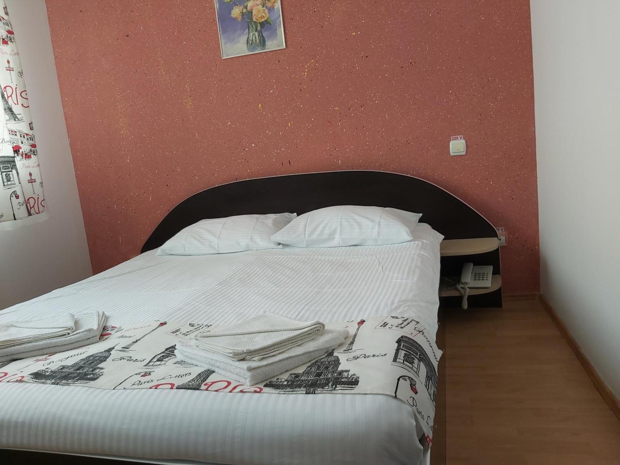 Hotel River Târgu Jiu Rom bilde